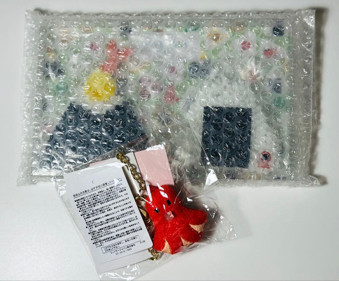 フェイラー　タコさんウィンナー型チャーム　オムスビコロリン　ノベルティ　保冷剤