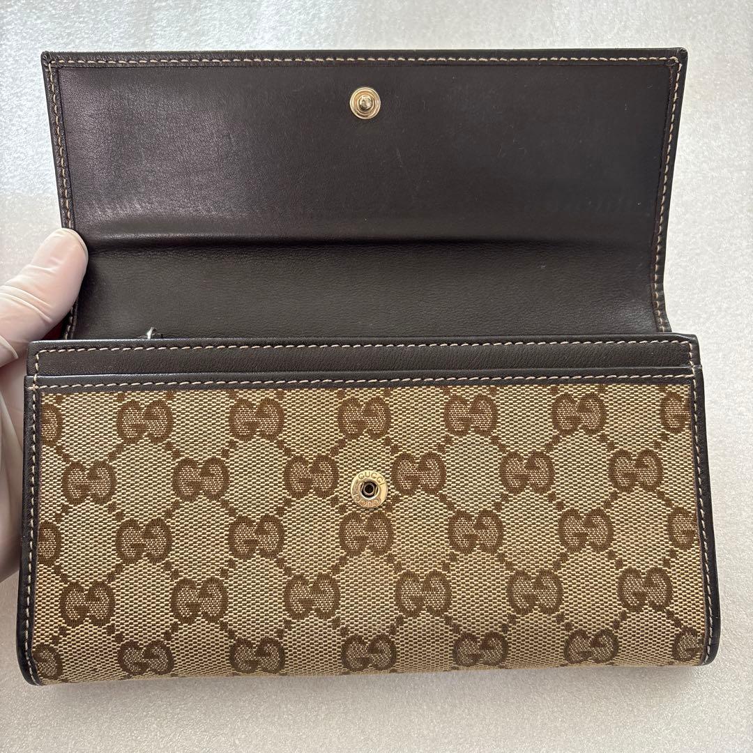 Gucci GGパターン 長財布 ハート型ロゴ