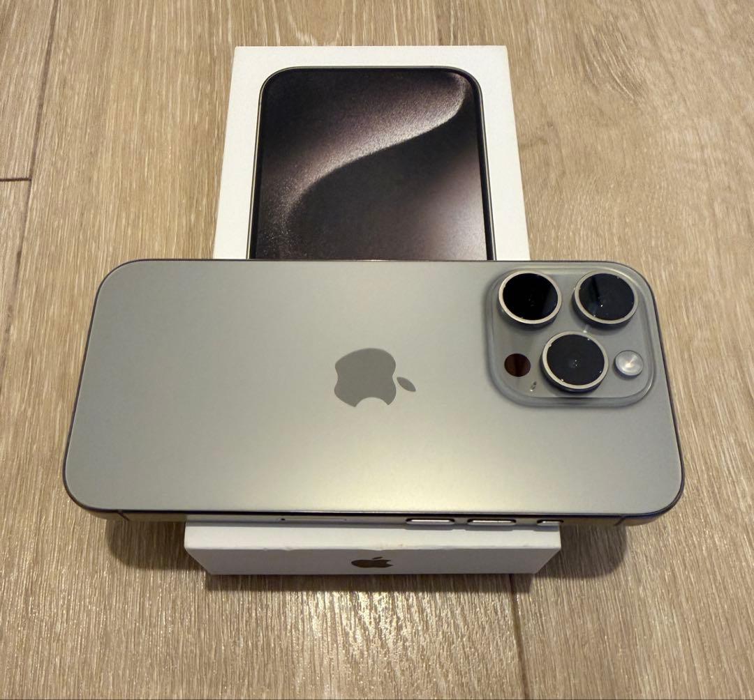 iPhone 15 Pro 256GB -ナチュラルチタニウム-Simフリー
