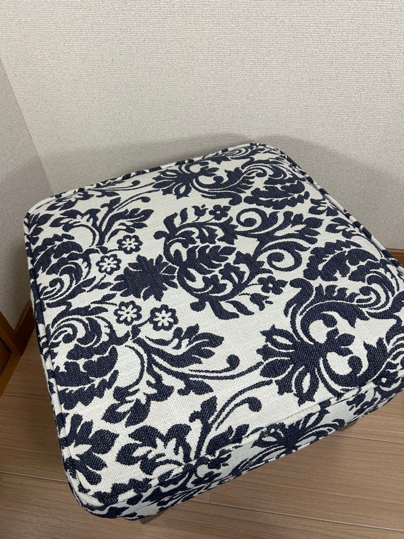 Domicil ドミシール オットマン/スツール　欧州家具　IDC 大塚家具