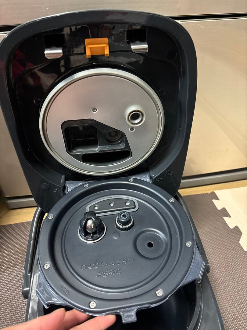 Zojirushi 圧力IH炊飯器 NW-CB10-2023年製