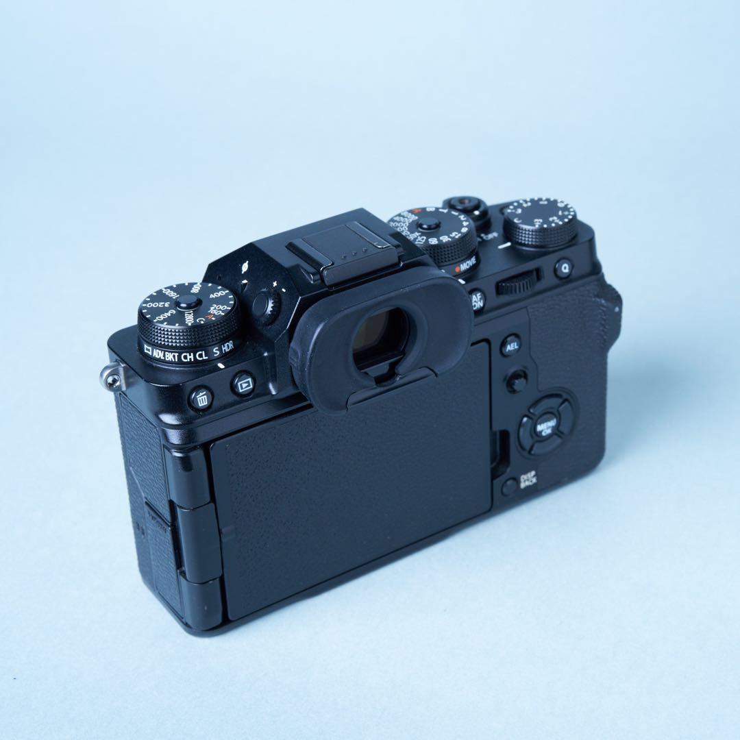 【完動品】FUJIFILM X-T4 ボディ