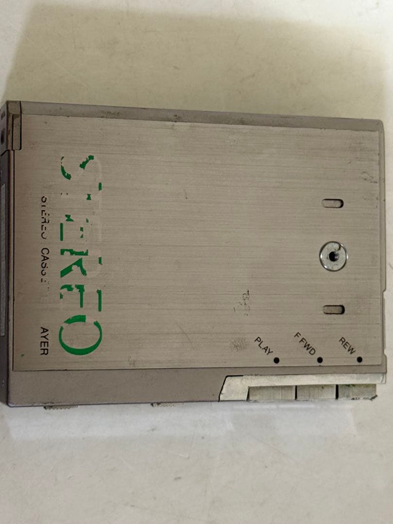 ジャンク品 AIWA カセットプレーヤー HS-P6