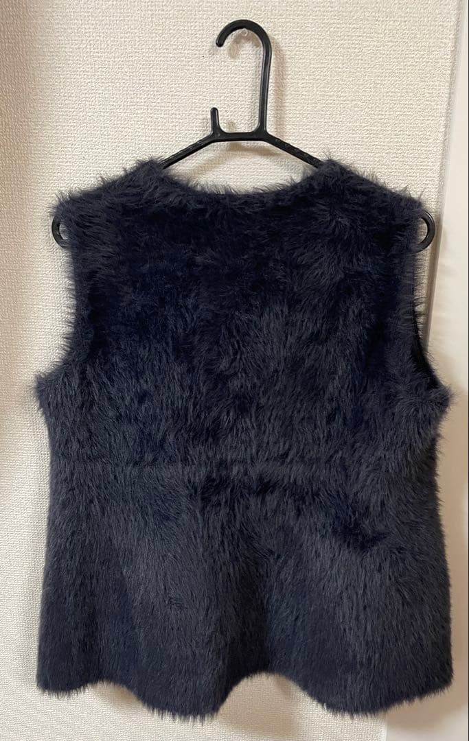 【3983】完売品 Ballsey フェザーヤーンぺプラムベスト S