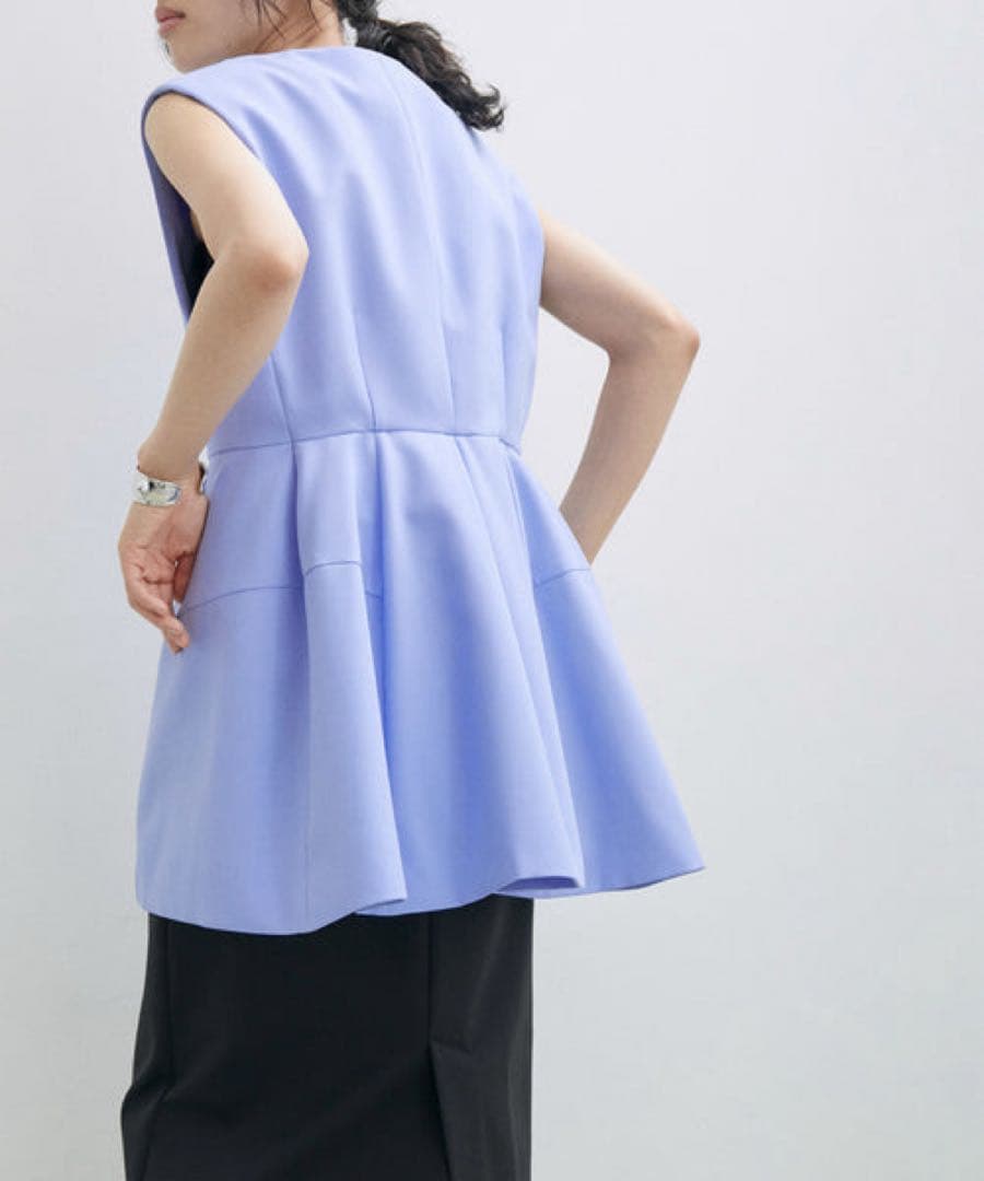 ADAM ET ROPE リサイクルポリエステルノーカラージレ