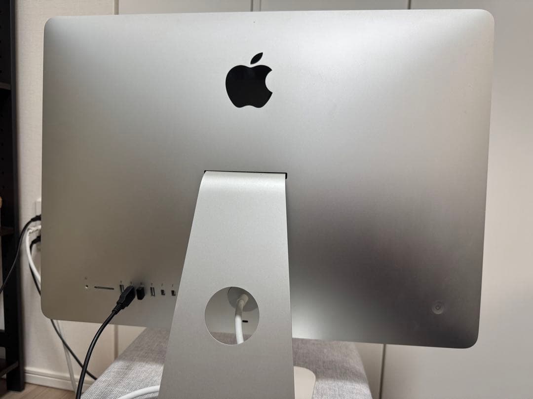 Apple iMac (21.5インチ, Late 2013) A1814