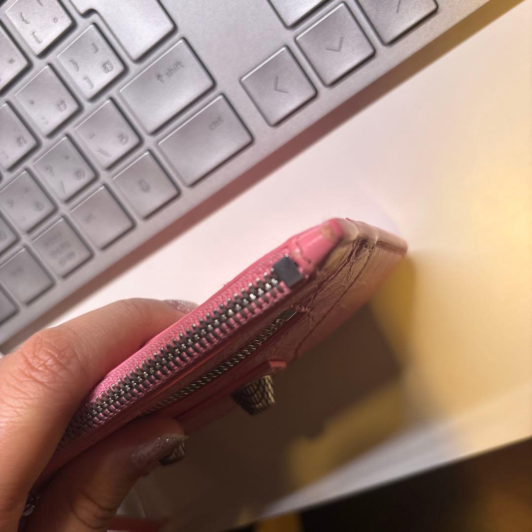 usedバレンシアガ　財布　カードケース　現行品ピンク