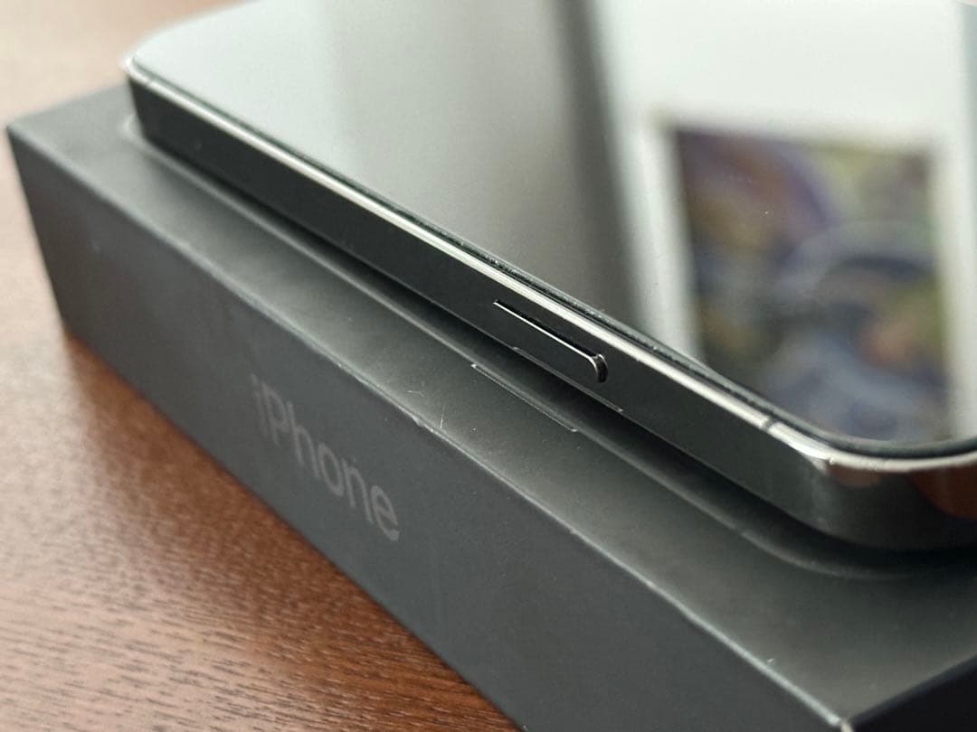 iPhone 12 pro 128GB SIMフリー