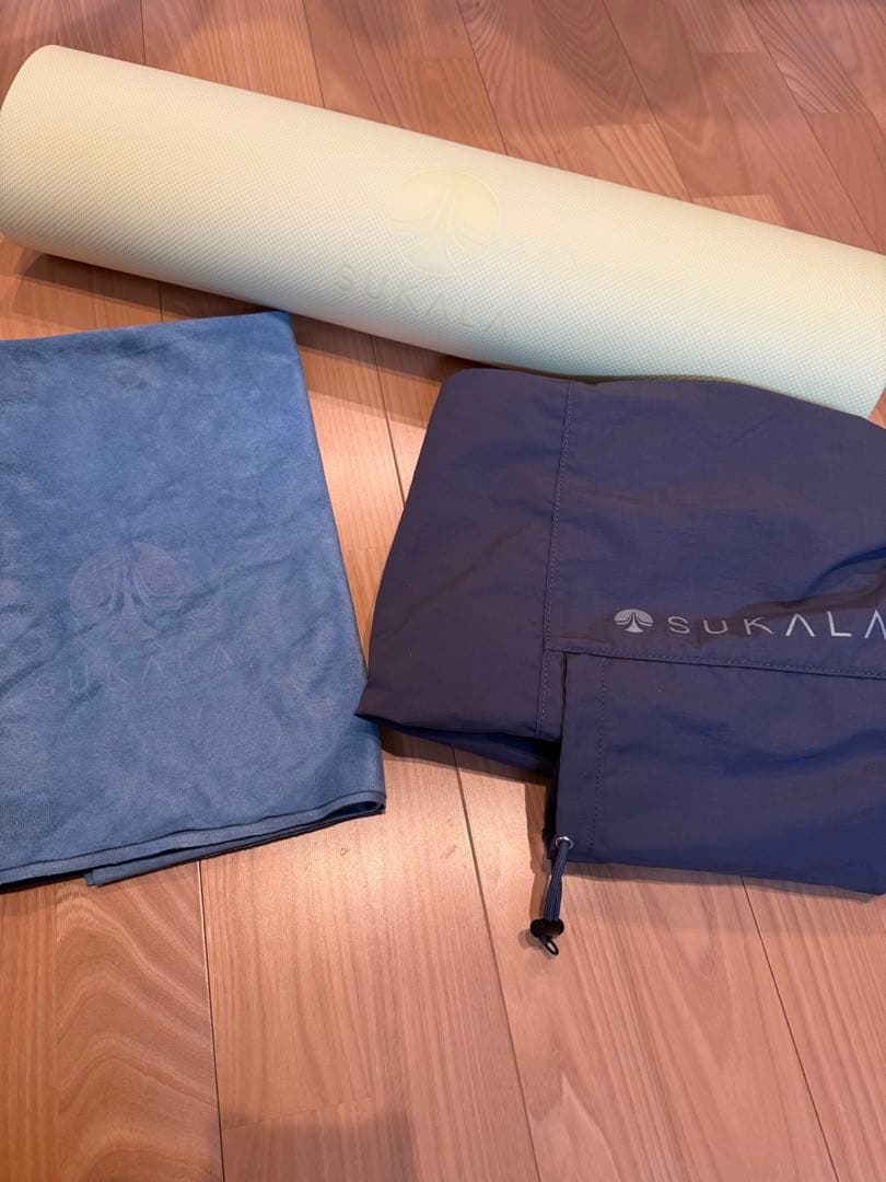 SAKURA ラバヨガマット・タオル・ケース入れ3点セット