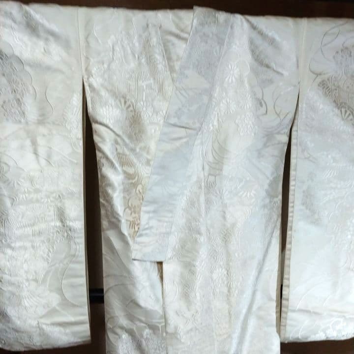 白無垢 打ち掛け御所車に草花Y