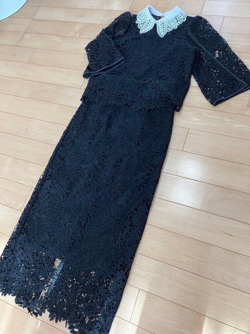 【LEJA】 リーフレースカラースリットスリーブ｜ラインセット アップワンピース