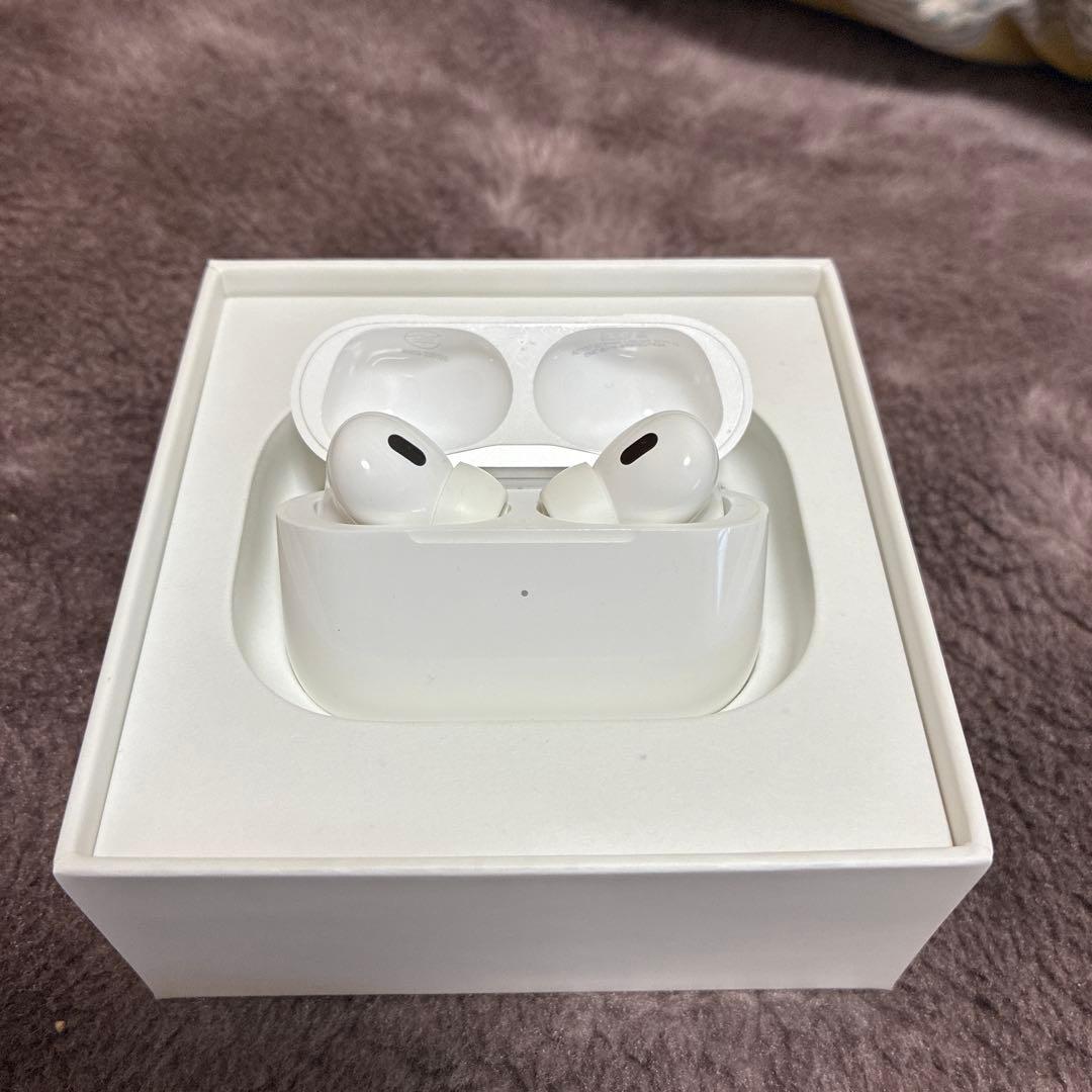 AirPods Pro 第2世代 本体 充電ケース付き lightning
