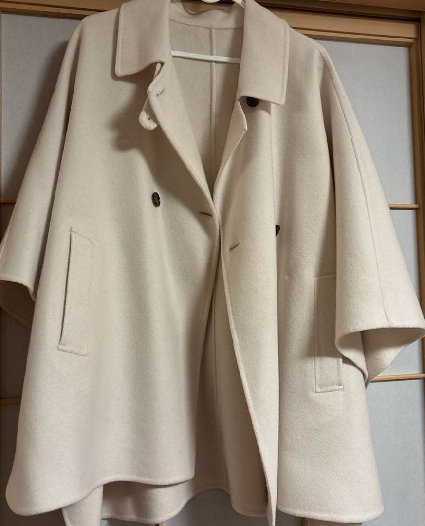 23区 【見上愛さん着用】ウールライトリバー ポンチョシルエット コート