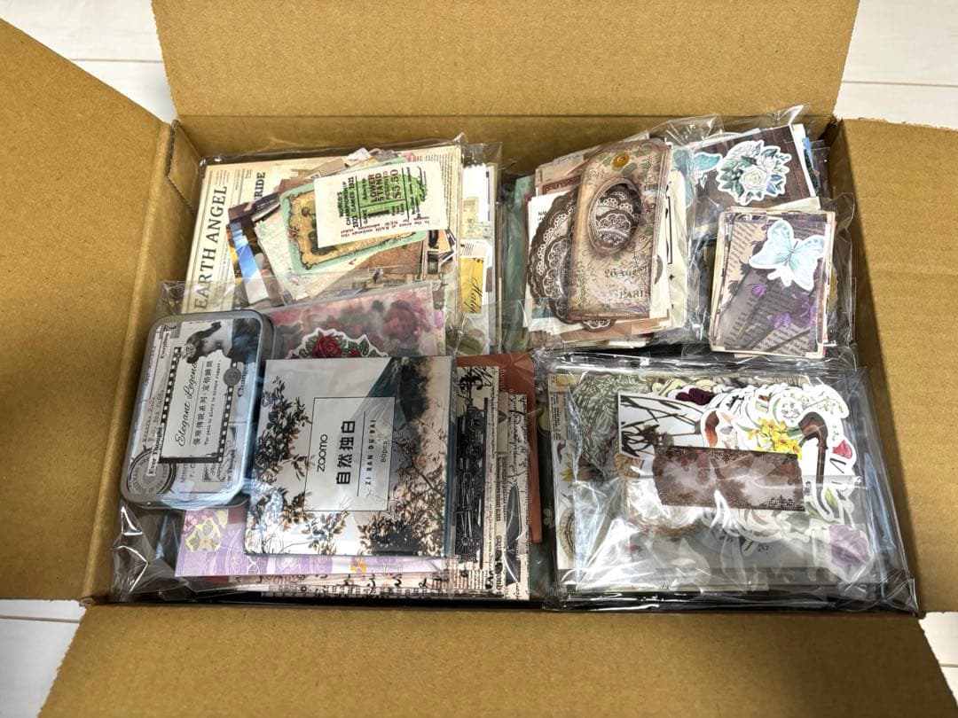 コラージュ素材　紙モノ　シール　洋書　まとめ売り
