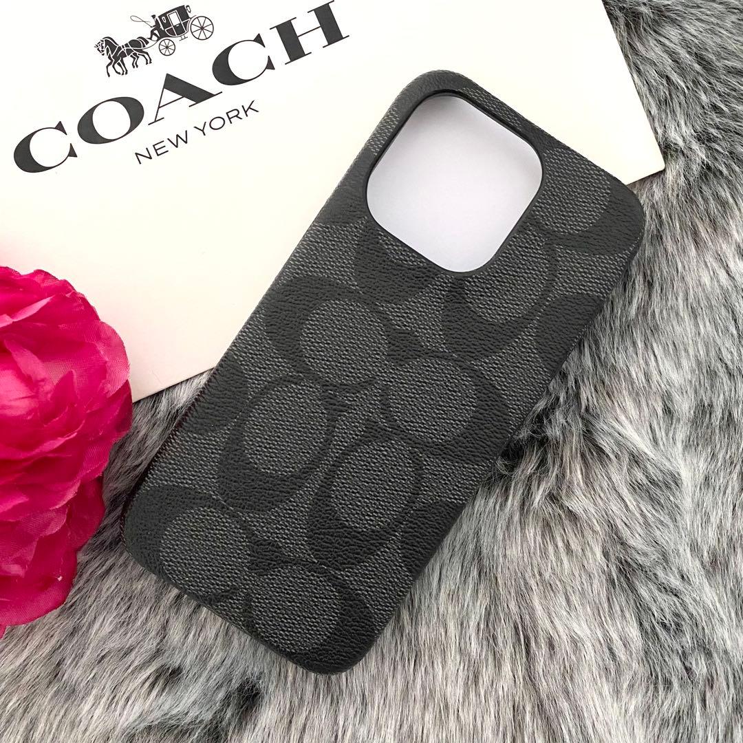 新品☆COACH(コーチ)ブラック　スマホケース　i Phone15