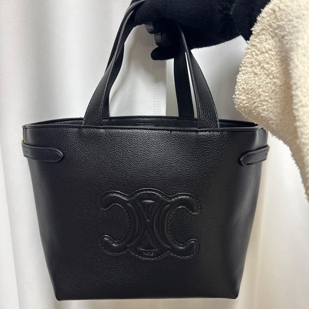 セリーヌ CELINE トリオンフ トートバッグ 黒 ノベルティ