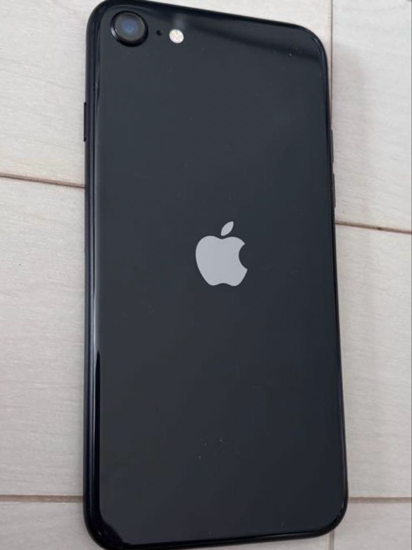 iPhone SE第2世代 本体　64G