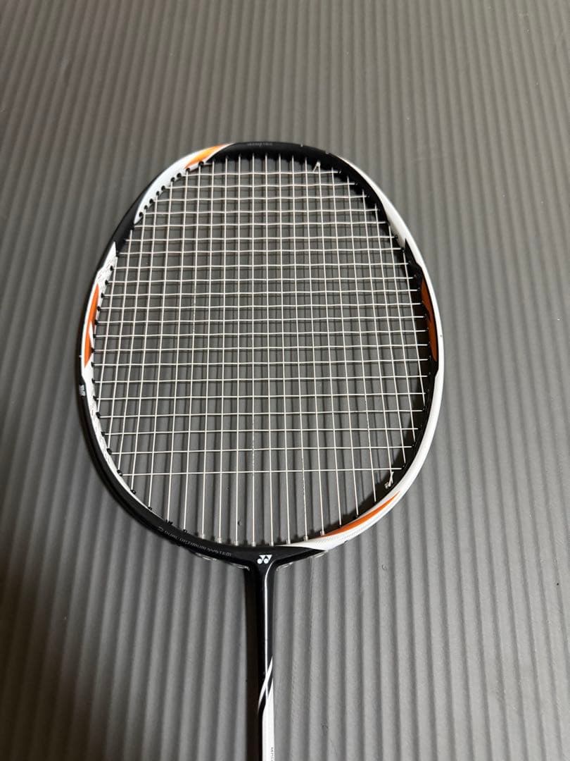 ヨネックス　yonex DUORA Z-STRIKE(廃盤品)