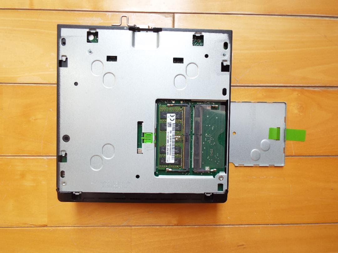 ミニデスクQ558/B i3-8100Tメモリ16G SSD256G win11