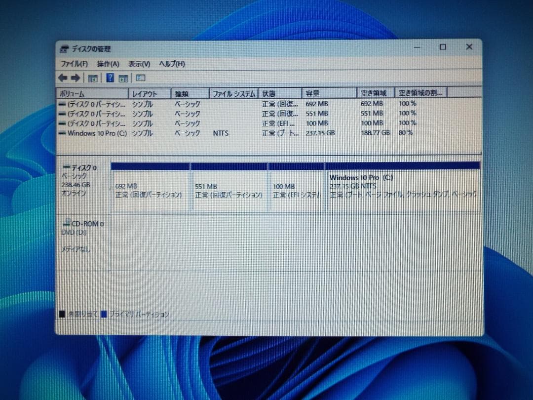 ミニデスクQ558/B i3-8100Tメモリ16G SSD256G win11