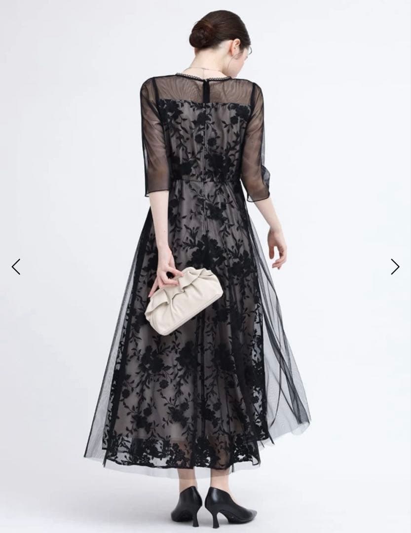 Rire Fete チュールレイヤードフラワー刺繍ドレス　ブラック　9号　結婚式