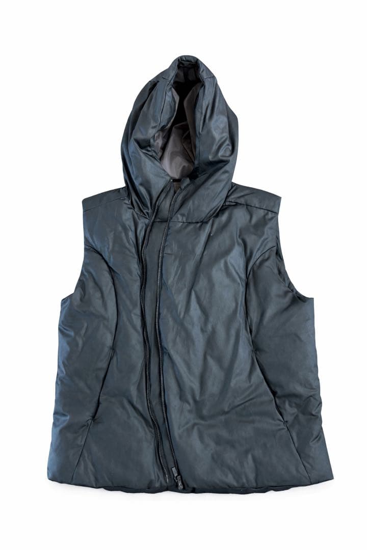 エンポリオアルマーニ メンズ ダウンベスト