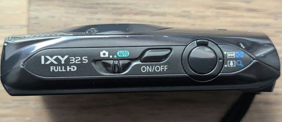 Canon IXY 32S コンパクトデジタルカメラ 動作確認済 本体＋充電器