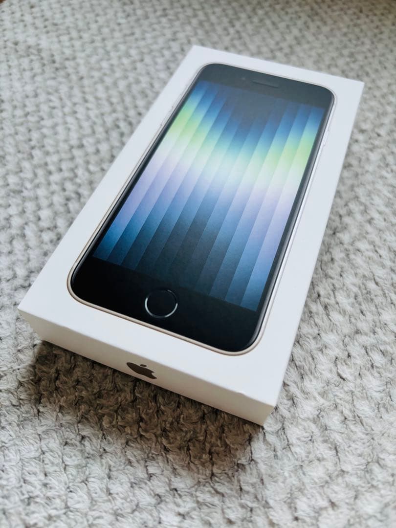 【美品】 Apple iPhone SE (第3世代) スターライト 100%