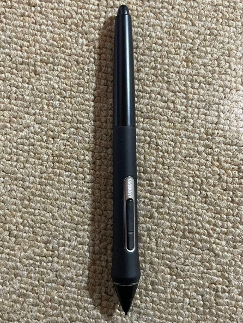 Wacom Cintiq 16 + 周辺機器