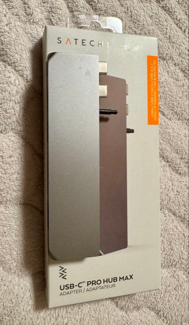 分配器・切替器 Satechi USB-C PRO HUB MAX 8in2