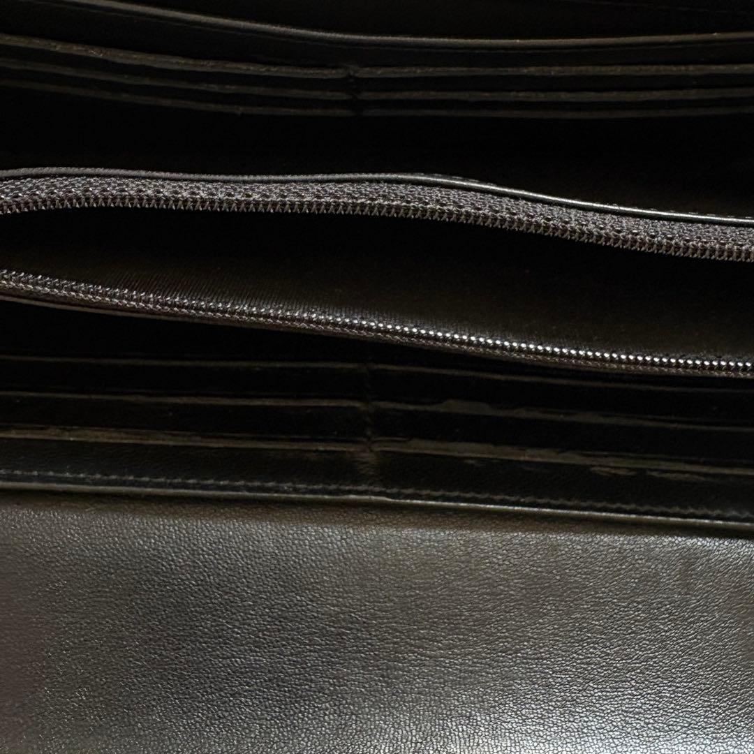 CHANEL シャネル レザー Ｖステッチ ⻑財布 ブラック ソーブラック