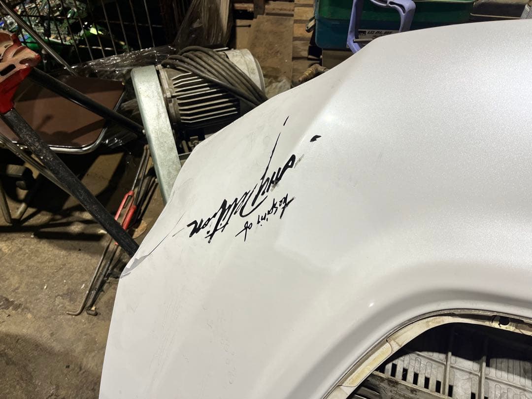 引き取り限定　CT9A/ランエボ9 ボンネット　訳あり