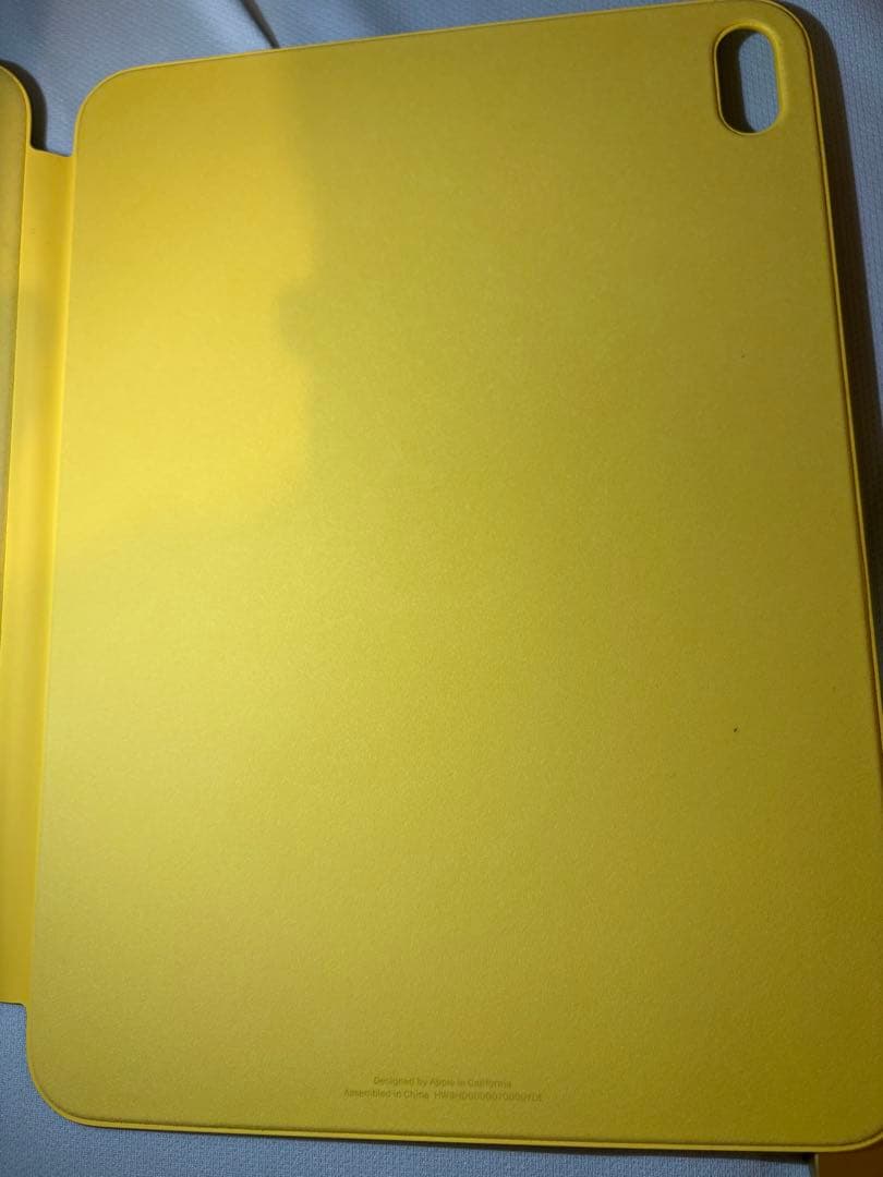 ipad A16 Wi-Fiモデル128GB イエロー　11インチ純正ケース付き