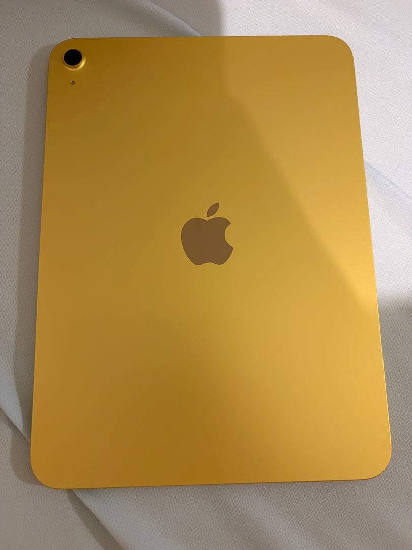ipad A16 Wi-Fiモデル128GB イエロー　11インチ純正ケース付き