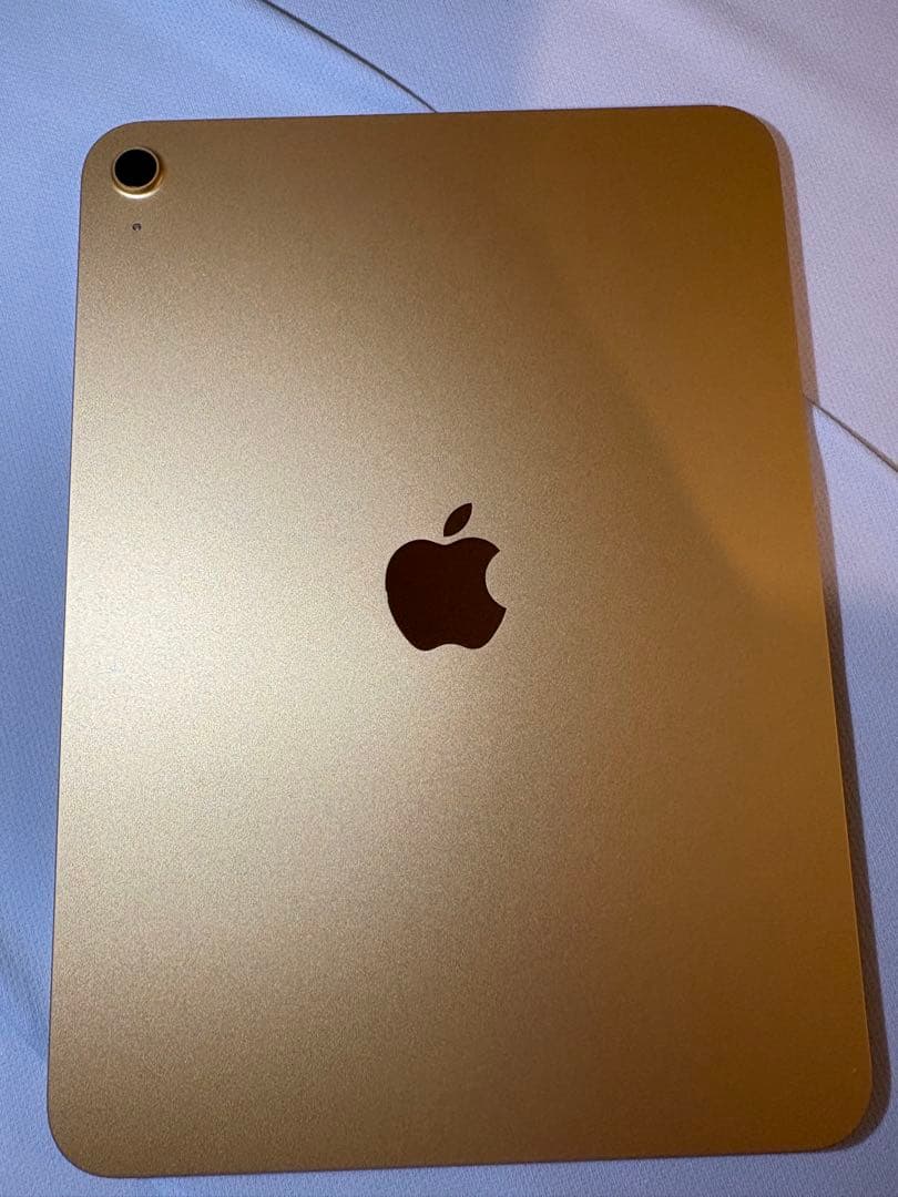 ipad A16 Wi-Fiモデル128GB イエロー　11インチ純正ケース付き