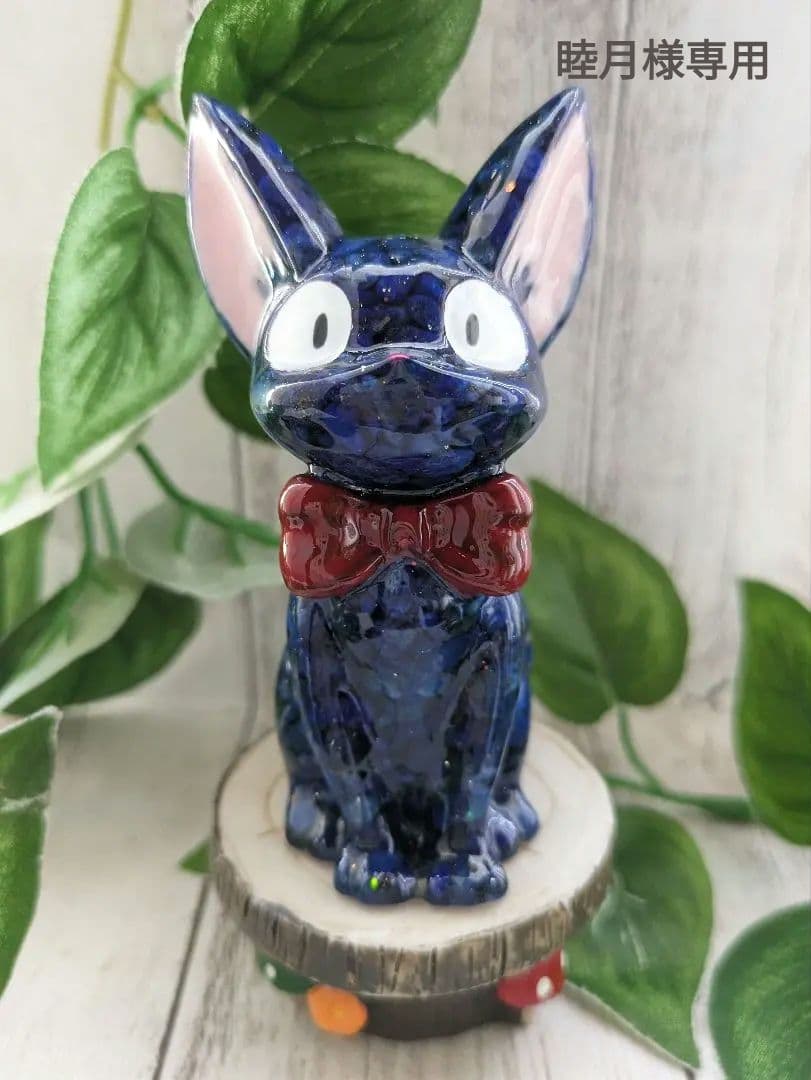 【睦月】ラピスラズリの蝶ネクタイねこちゃん形オルゴナイト☆他２点