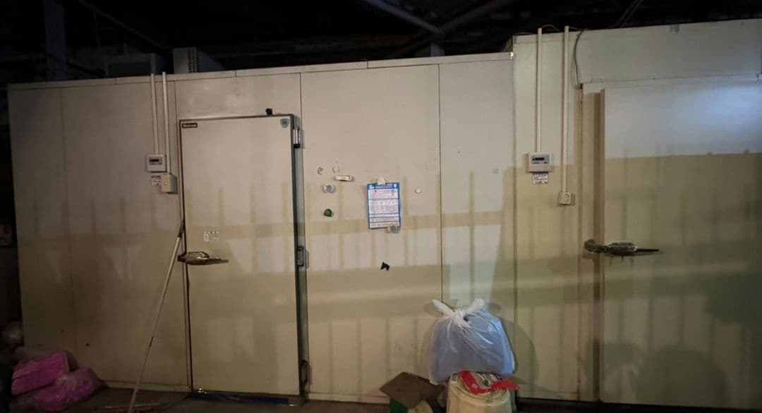 期間限定価格☆業務用　プレハブ冷蔵庫　約３メートル　約2畳×2