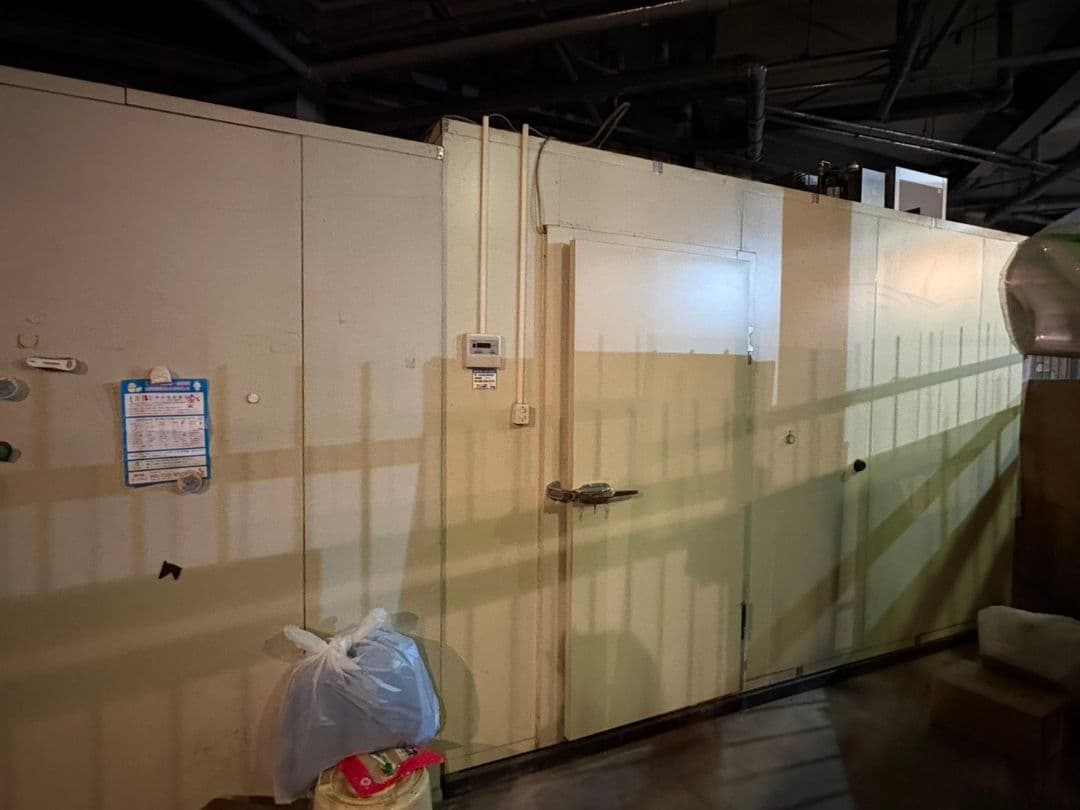 期間限定価格☆業務用　プレハブ冷蔵庫　約３メートル　約2畳×2