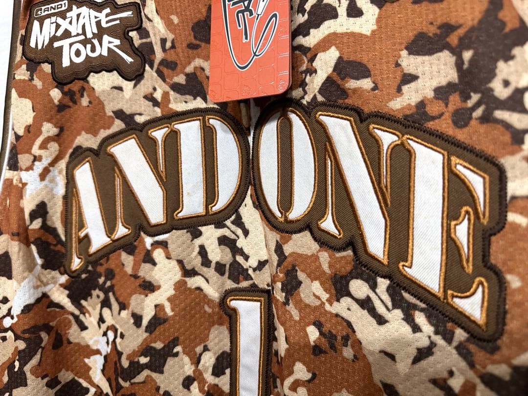 AND1 MIXTAPEソルジャーアーミー迷彩ユニフォームアンドワンホットソース