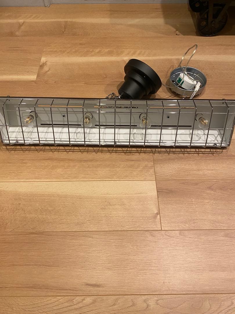 Belled カンテ ペンダントライト 4灯 北欧 インダストリアル 照明