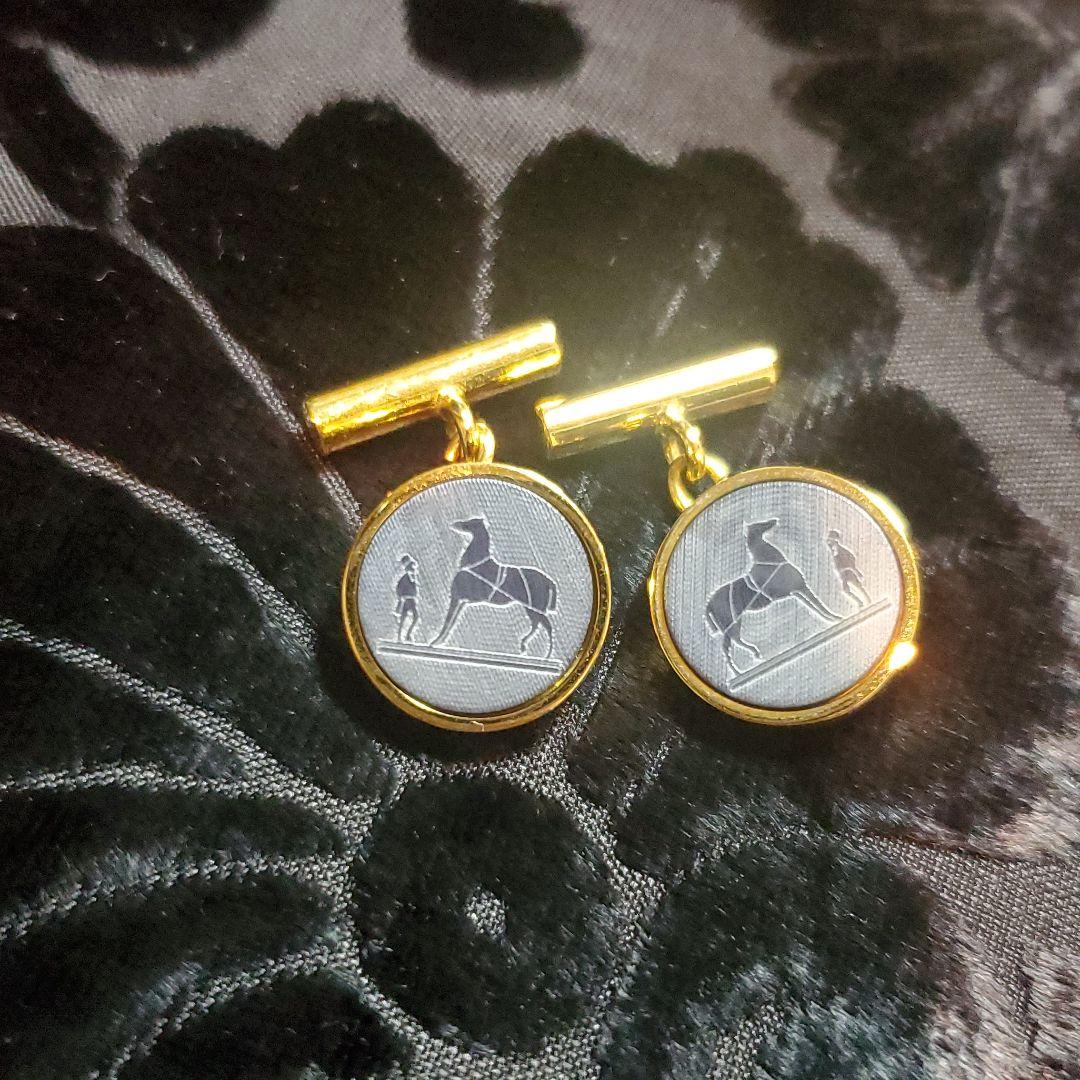 HERMESカフス、エルメスカフス、メンズもレディースもシャツに使用出来ます！