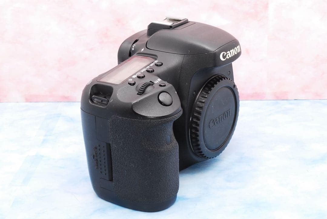 キャノン EOS 7D★超望遠レンズ付Wレンズ★一眼レフカメラ★本格撮影！