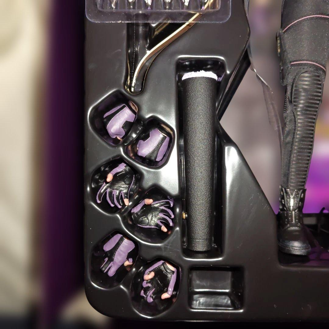 HOT TOYS KATE BISHOP 1/6 開封品