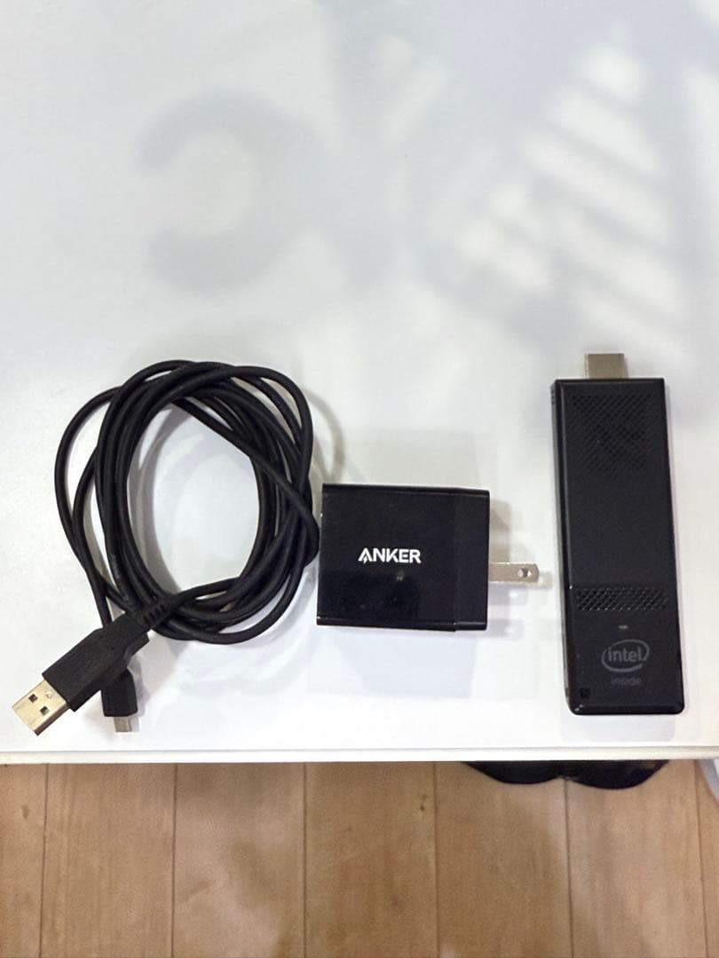 Intel Compute Stick＋Anker 急速充電器セット