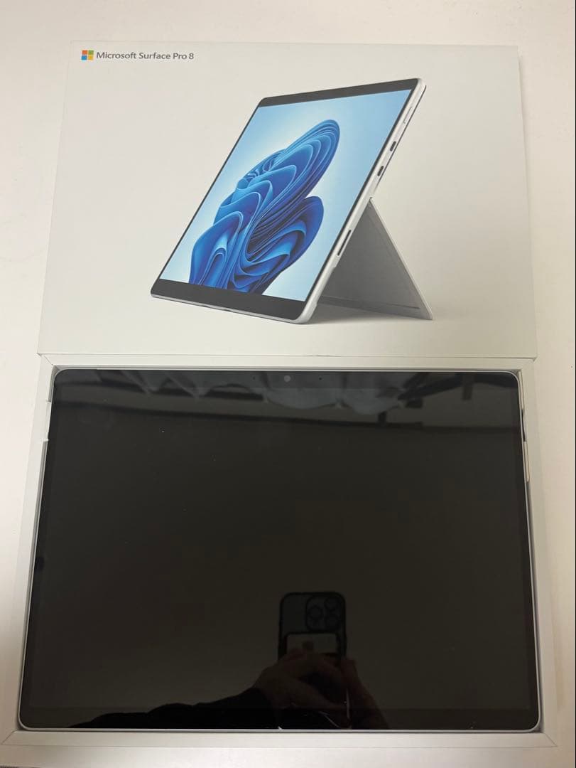 Surface Pro8 i5/ 8G/ 256GB キーボード＋純正充電器付き