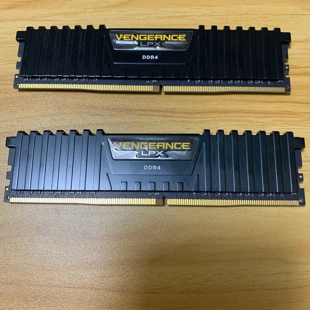 CORSAIR VENGEANCE DDR-4 3200 16gb(8gb×2)
