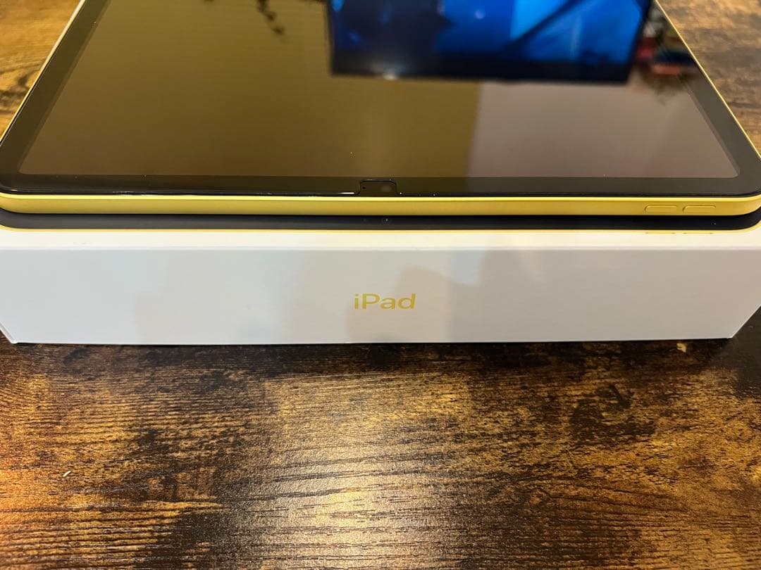 《美品》iPad (第10世代) 10.9インチ　64GB