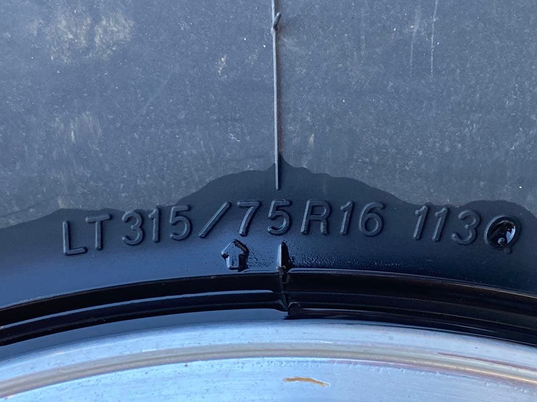 【なおさま専用】 ハマーH2用　スタッドレスタイヤ&ホイール　4本セット