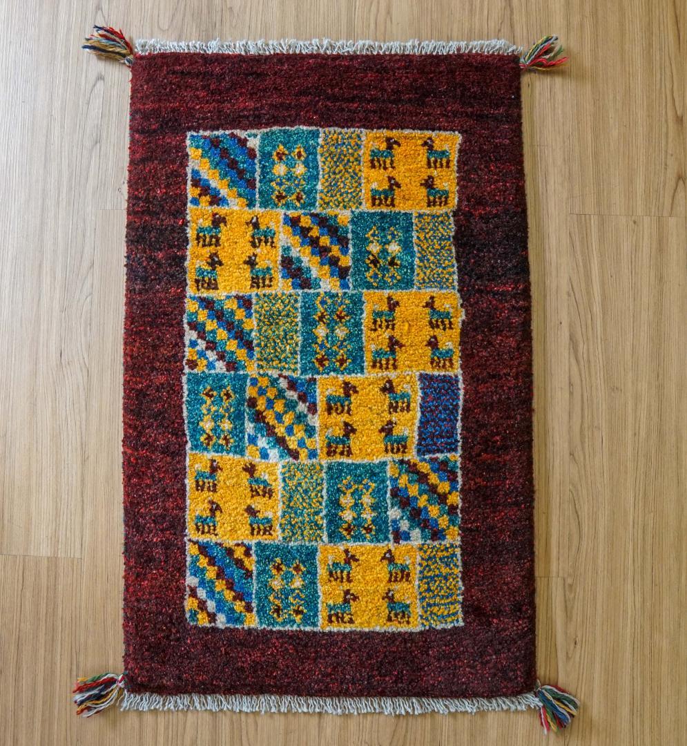 ペルシャ絨毯 手織り ギャッベ アマレ族 ギャベ 75×52cm