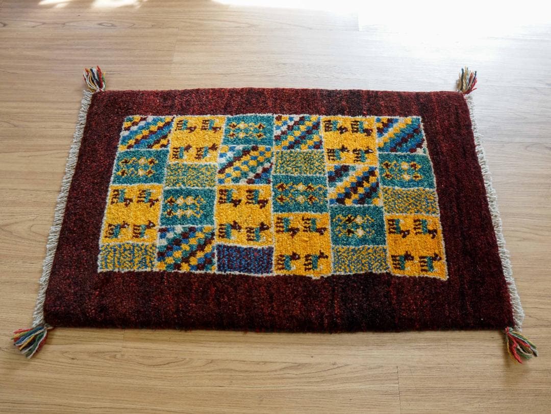 ペルシャ絨毯 手織り ギャッベ アマレ族 ギャベ 75×52cm